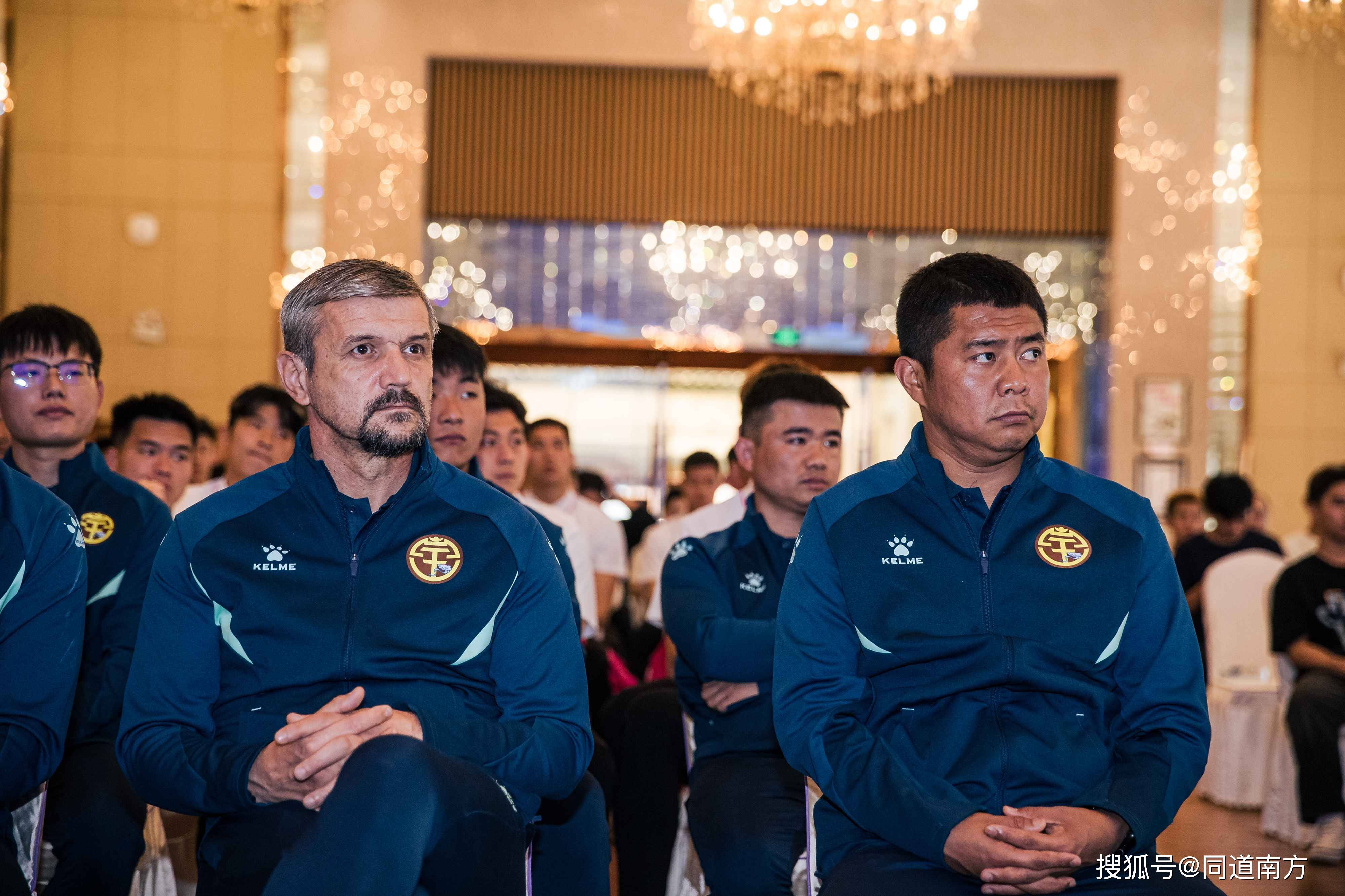 九游体育-奥地利劲旅红白军团再度出征，备战争夺胜利(国防部发布备战通知)